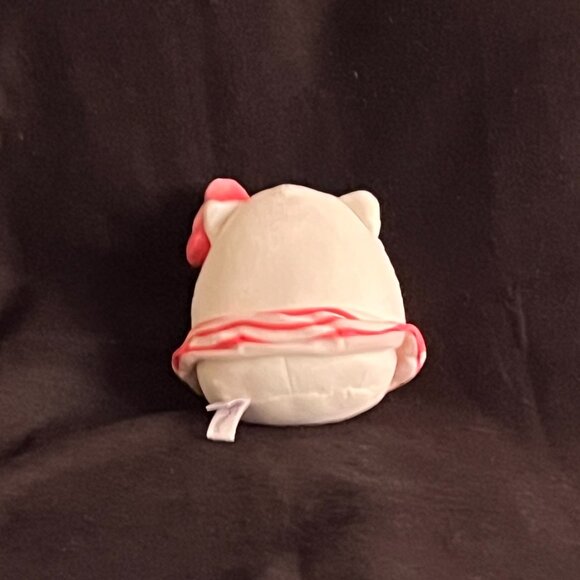 ‘Hello Kitty’ Beachy Squishmallow 8” - Picture 2 of 8